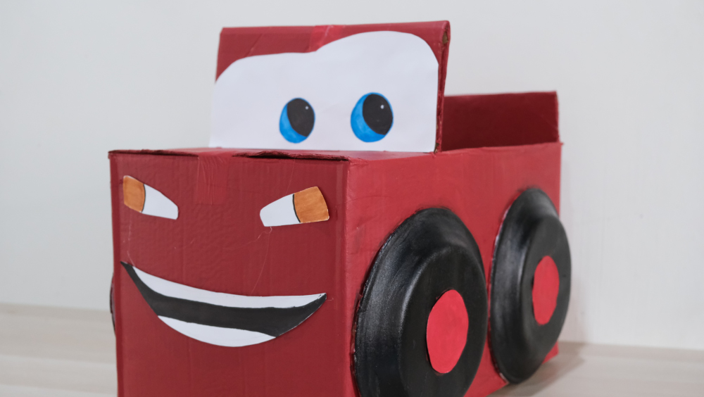 diy cardboard box car for kids